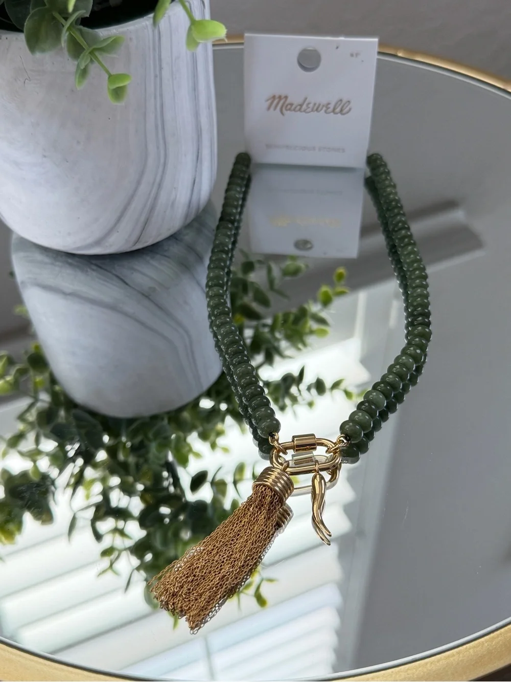 Madewell Semi Precious Stone Beaded Necklace Green Gold Tassel NZ150 NWT - Picture 3 of 6
